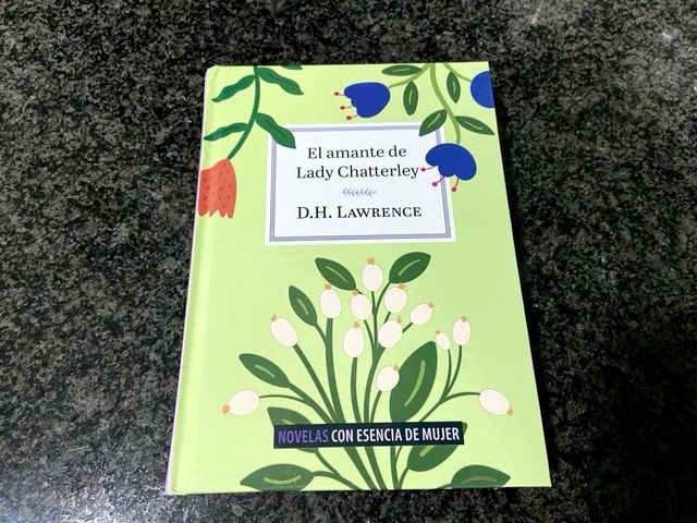 PACK 4 LIBROS COLECCIÓN ESENCIA DE MUJER