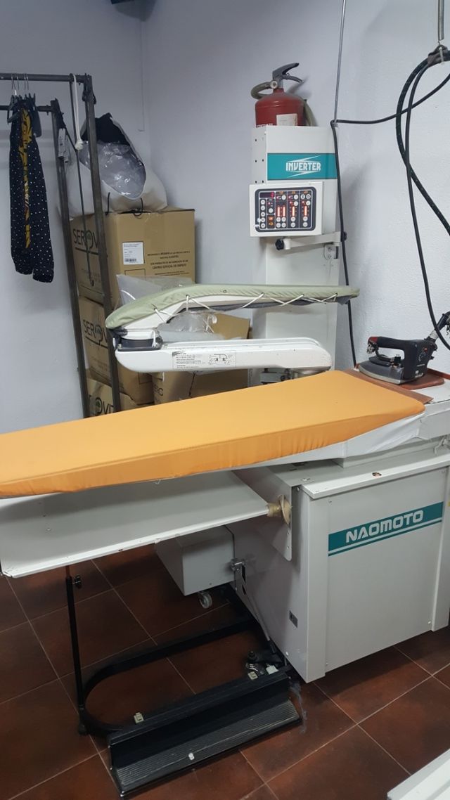 Mesa de planchado industrial