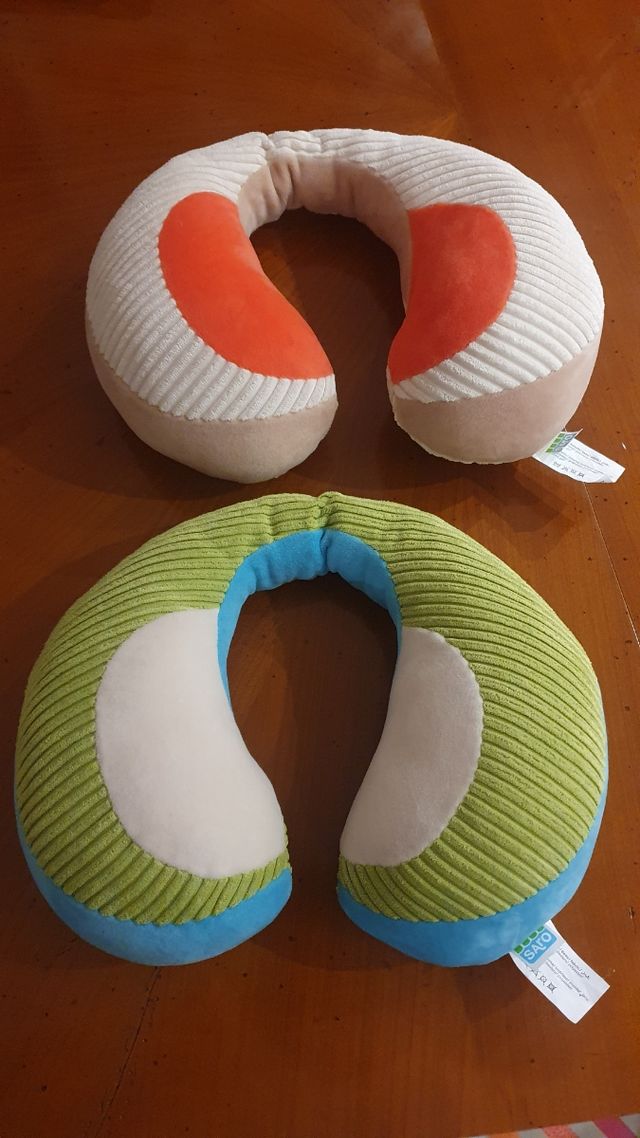 Protectores del cuello para el coche