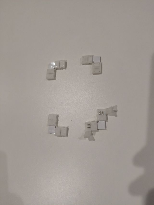 Conector esquina LED