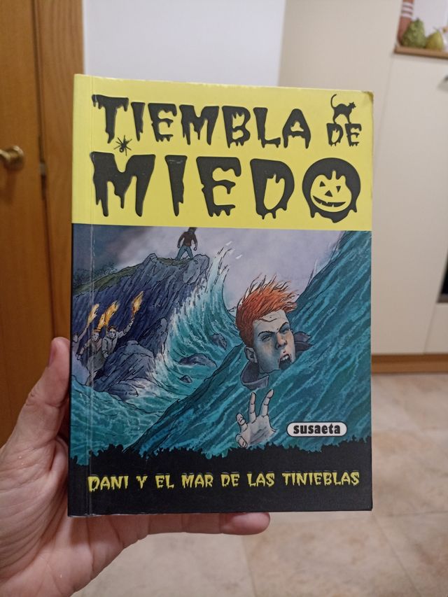 Dani y el mar de las tinieblas