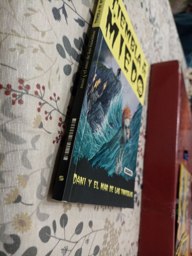 Dani y el mar de las tinieblas