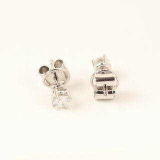 Pendientes 4 garras oro con brillante