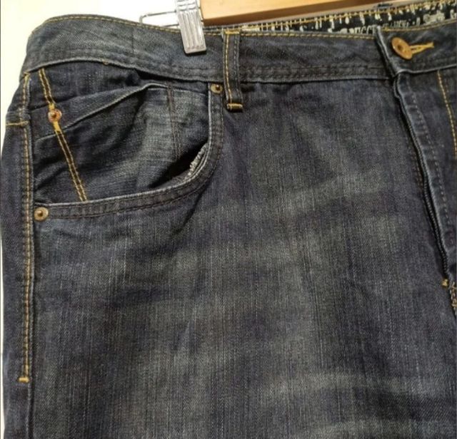 Pantalón vaquero " Angelo litrico"