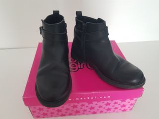 Botines negros para niña piel talla 36