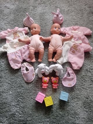 Muñecos pareja de gemelos