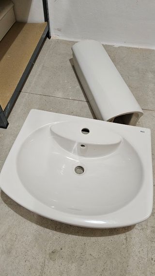 Lavabo y pedestal ROCA