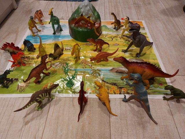 Dinosaurios de plástico