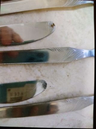 Lote 6 cucharas,6 cuchillos,6 cubiertos