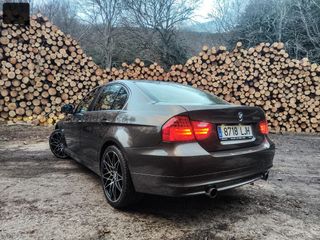 BMW 335xi manual