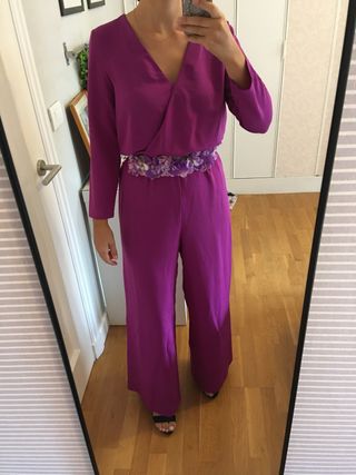 Mono lila/buganvilla de fiesta