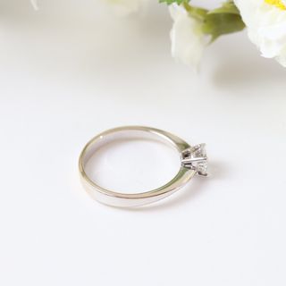 Anillo 4 garras oro y brillante