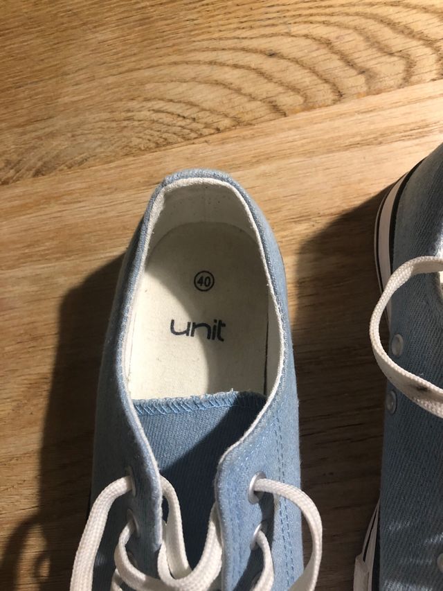 Zapatillas tela  vaquera numero 40