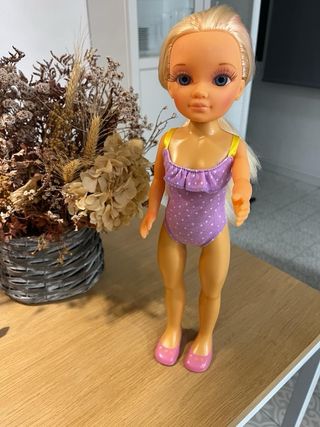 Muñeca Nancy rubia verano