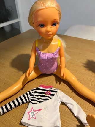 Muñeca Nancy rubia verano