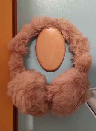 Orejeras para niña de pelo.