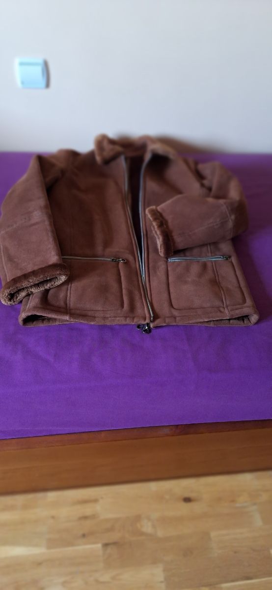 Chaquetón imitación piel