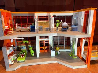 Hospital infantil Playmobil