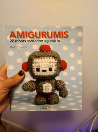Libro de patrones de robots en Amigurumi 
