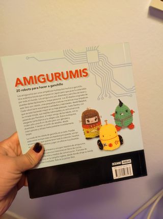 Libro de patrones de robots en Amigurumi 