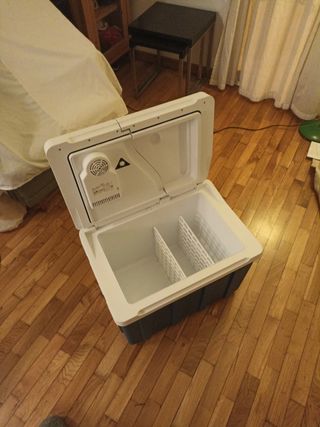 Nevera portátil Mobicool MQ40W