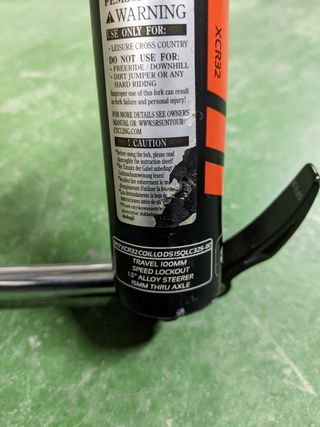 Horquilla SR Suntour boost 27'5+