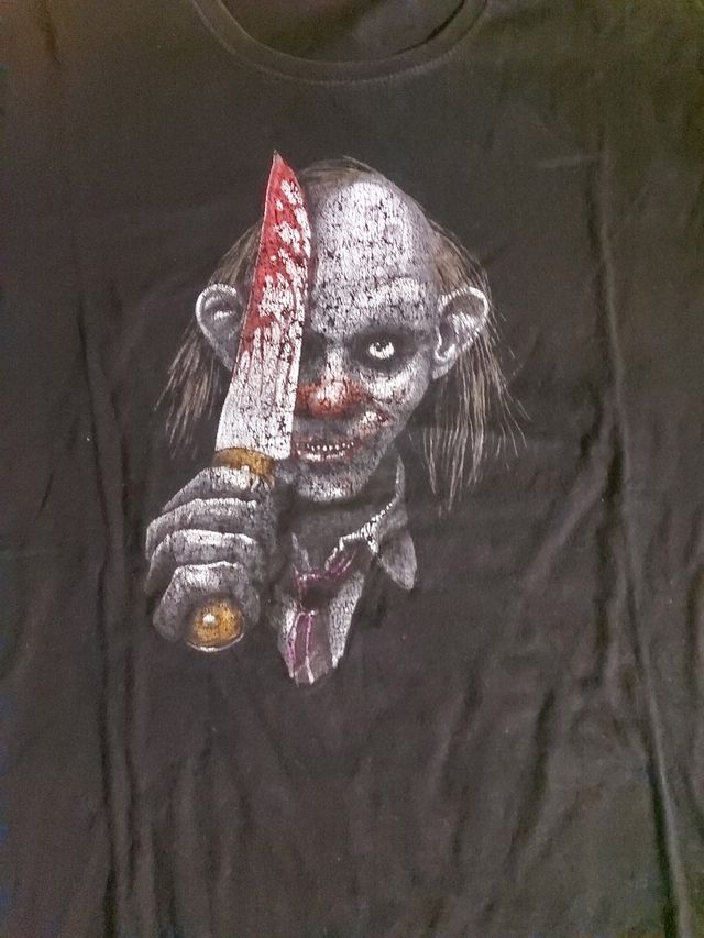 Camiseta payaso con cuchillo