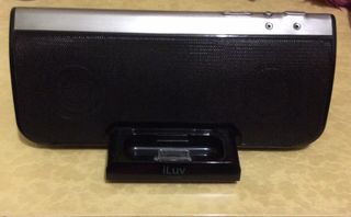 CONJUNTO DE ALTAVOCES ILUV PARA IPOD 3-D SOUND