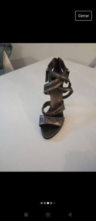 Zapatos tacón Guess