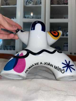 Sargadelos Figura Homenaje Miró