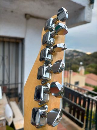 Guitarra Stratocaster