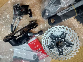 NUEVO.GRUPO TRANSMISIÓN DE BICI SRAM RIVAL 2X11 V