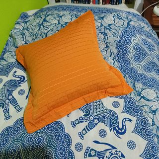 3 almohadones cuadrantes 50cm, como nuevos