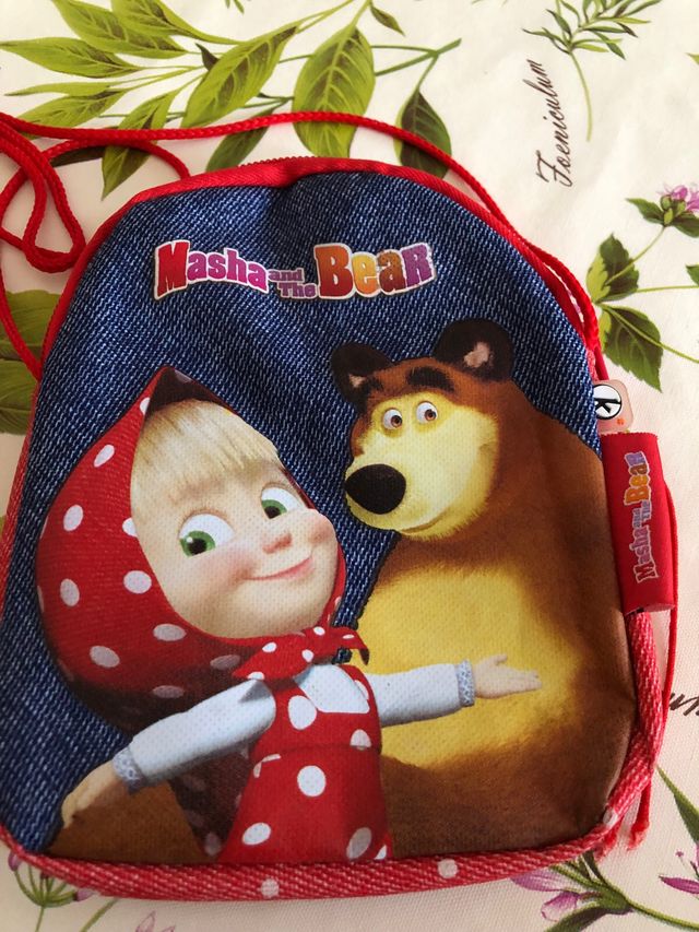 Sacca, borsetta e gioco di carte Masha ed orso