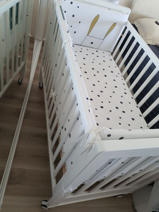 CUNA DE MADERA MARCA TRAMA SERIE ROMÁNTICA