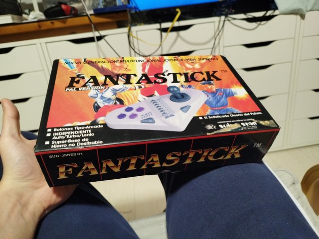 Fantastic SUPER-NES Joystick en caja