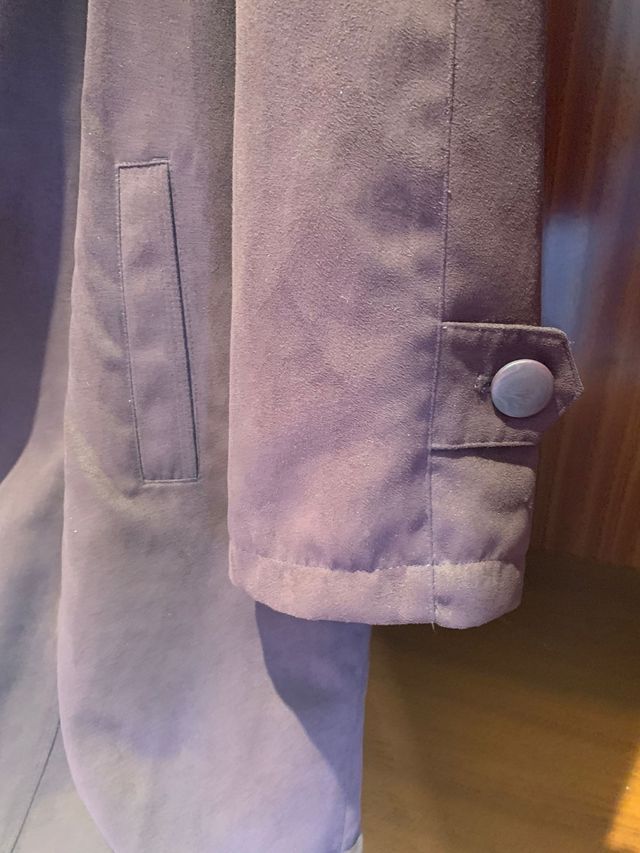 Abrigo largo señora color berenjena