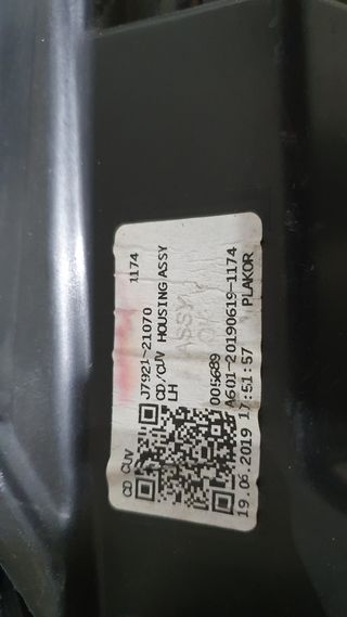 VENDO FARO IZQUIERDO LED KIA X CEED