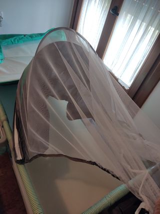 Cuna desmontable de viaje