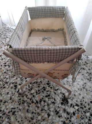 Cuna y minicuna
