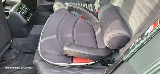 SEGGIOLINO AUTO PER BAMBINI IXOFIX