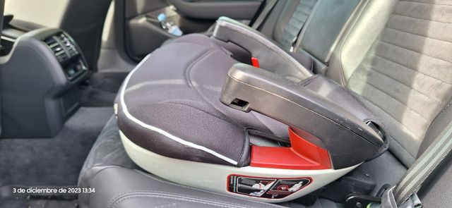 SEGGIOLINO AUTO PER BAMBINI IXOFIX