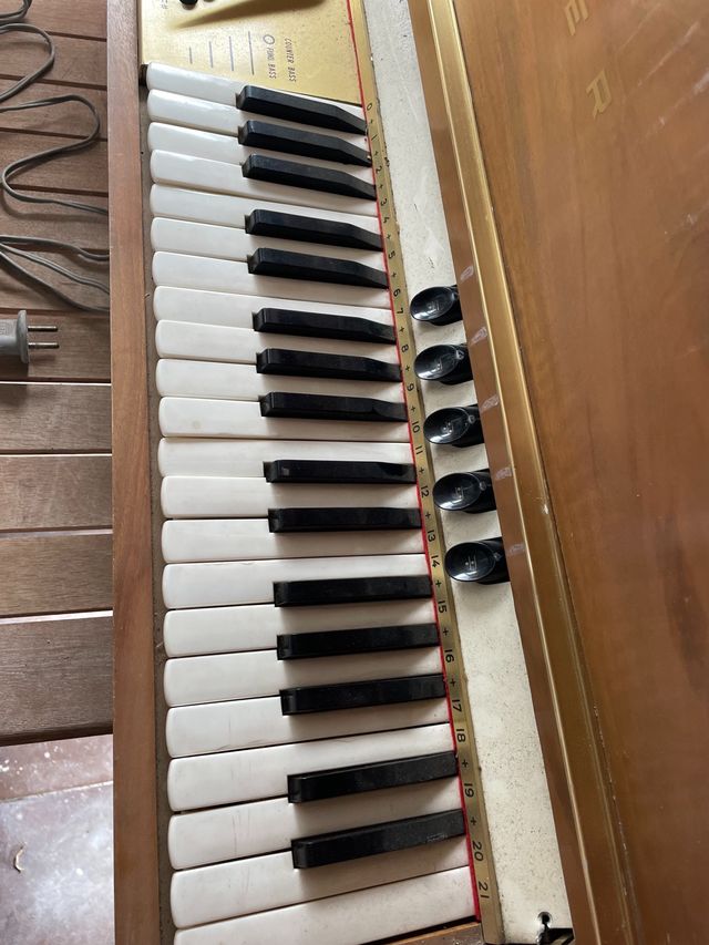 piano/órgano Hohner Chord 372