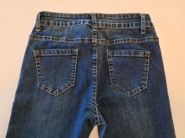 JEANS ELÁSTICOS AZULES PIEDRAS BRILLO