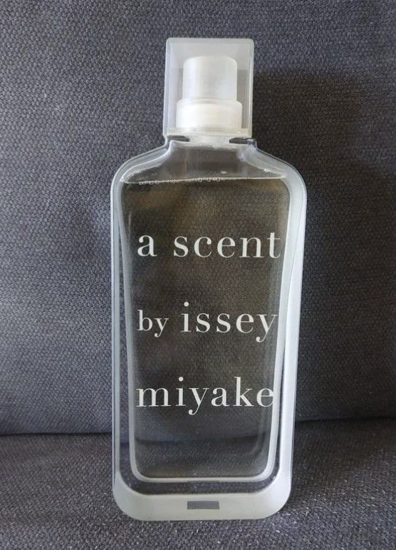 Ficticio Gigante de cristal A Scent Issey Miyake
