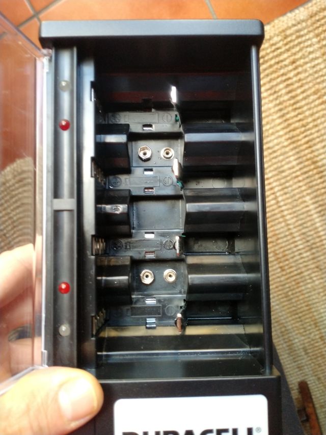 Multicargador Duracell Multicharger