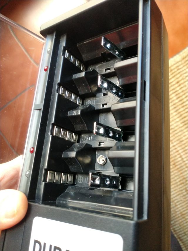 Multicargador Duracell Multicharger