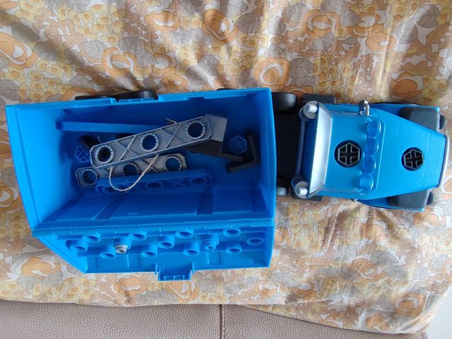 Camión convertible grúa