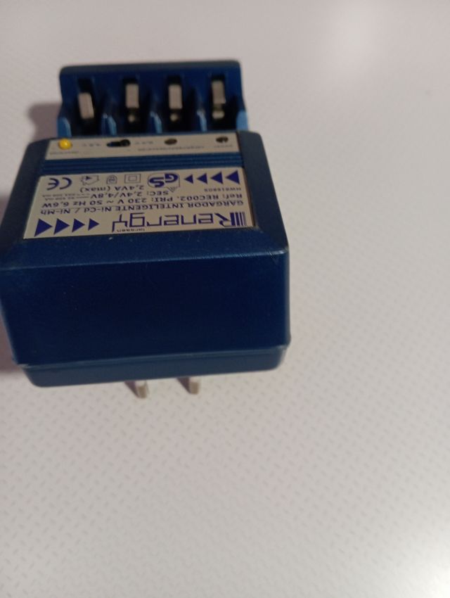 Cargador de Pilas inteligente