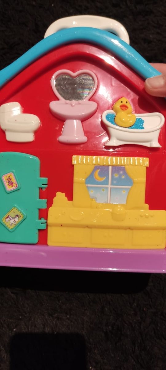 Casa maletín de actividades Juguetos 